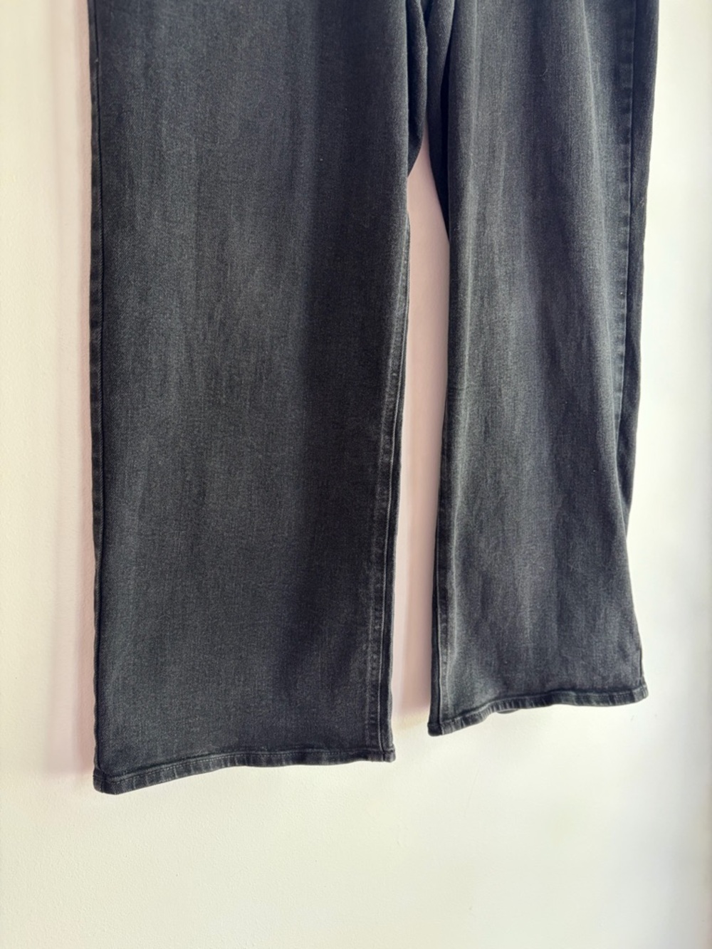 Old Navy Women's High Rise Wow Wide Leg Black Denim Jeans Size 16 - Picture 3 of 5
